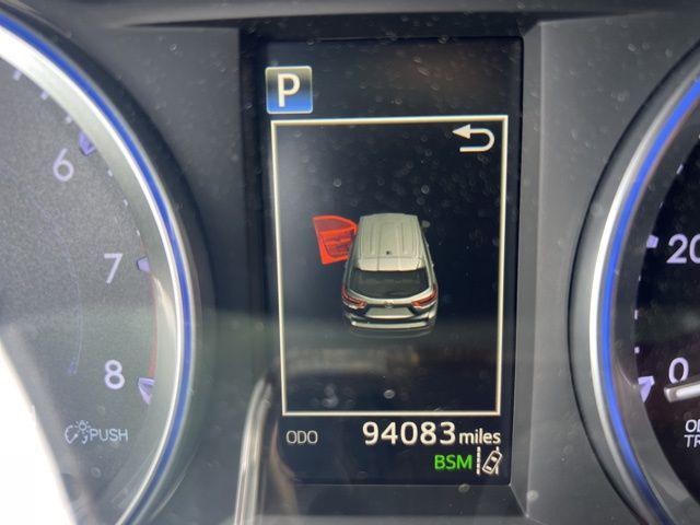 used 2019 Toyota Highlander car, priced at $25,788
