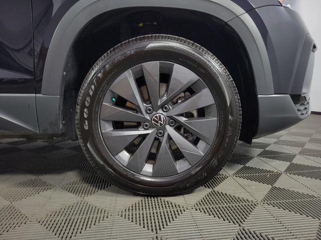 used 2022 Volkswagen Taos car, priced at $18,267