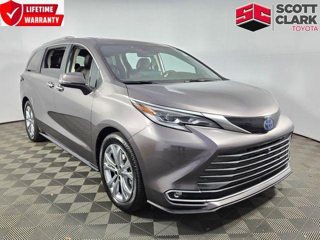 used 2022 Toyota Sienna car, priced at $39,636