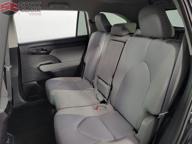 used 2021 Toyota Highlander Hybrid car, priced at $28,486