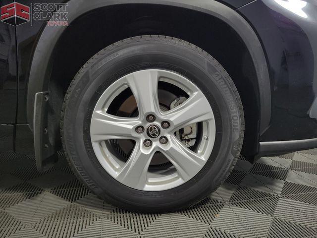 used 2021 Toyota Highlander Hybrid car, priced at $28,486