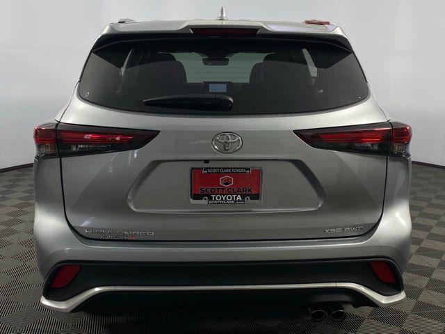 used 2024 Toyota Highlander car, priced at $46,154