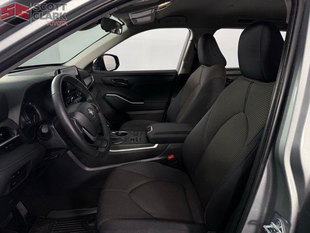 used 2024 Toyota Highlander car, priced at $37,789