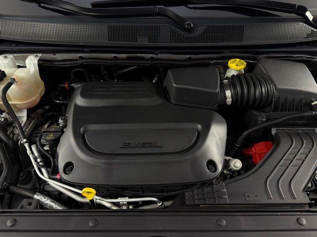 used 2023 Chrysler Pacifica car, priced at $25,329