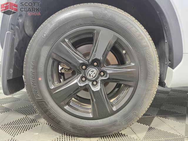 used 2024 Toyota Highlander car, priced at $36,201