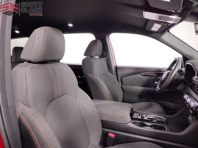 used 2023 Honda Pilot car, priced at $33,174