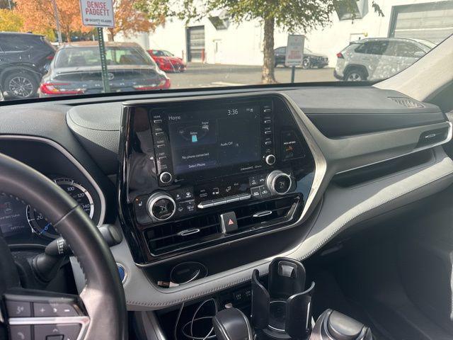 used 2021 Toyota Highlander Hybrid car, priced at $34,591