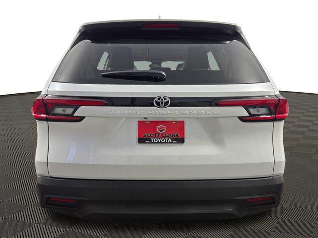 new 2026 Toyota Highlander car, priced at $45,481