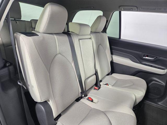 new 2026 Toyota Highlander car, priced at $45,481