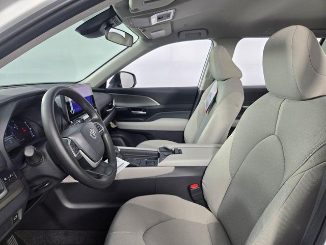 new 2026 Toyota Highlander car, priced at $45,481
