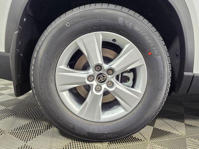 new 2026 Toyota Highlander car, priced at $45,481