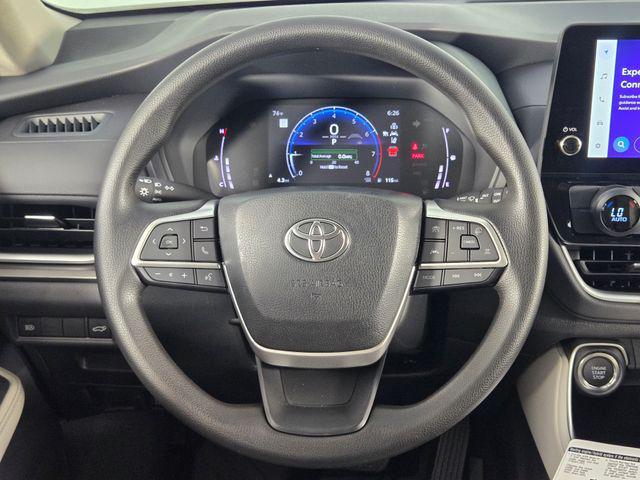 new 2026 Toyota Highlander car, priced at $45,481