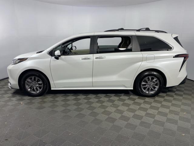 used 2023 Toyota Sienna car, priced at $44,971