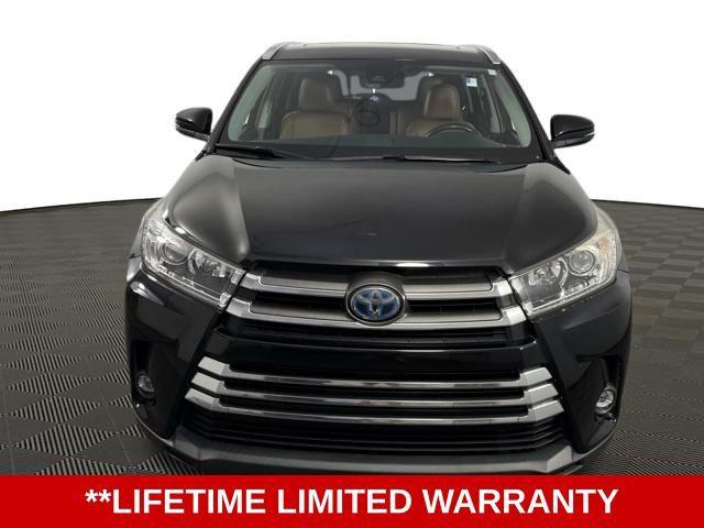used 2019 Toyota Highlander Hybrid car, priced at $31,100