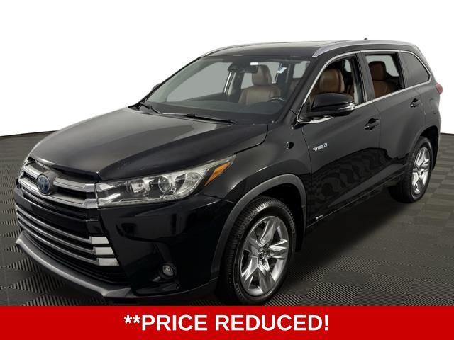 used 2019 Toyota Highlander Hybrid car, priced at $31,100