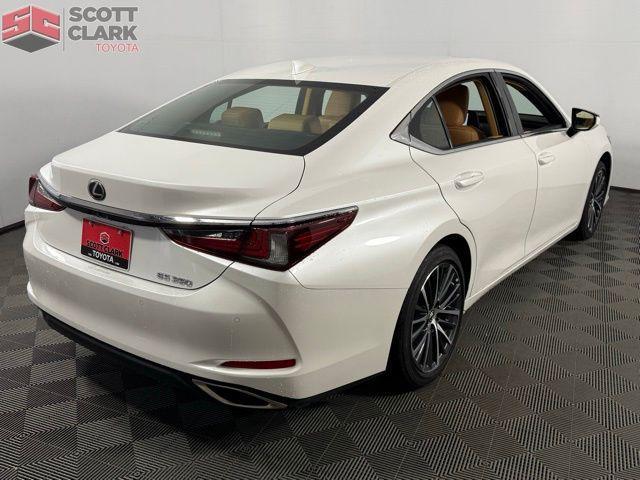 used 2024 Lexus ES 350 car, priced at $42,029