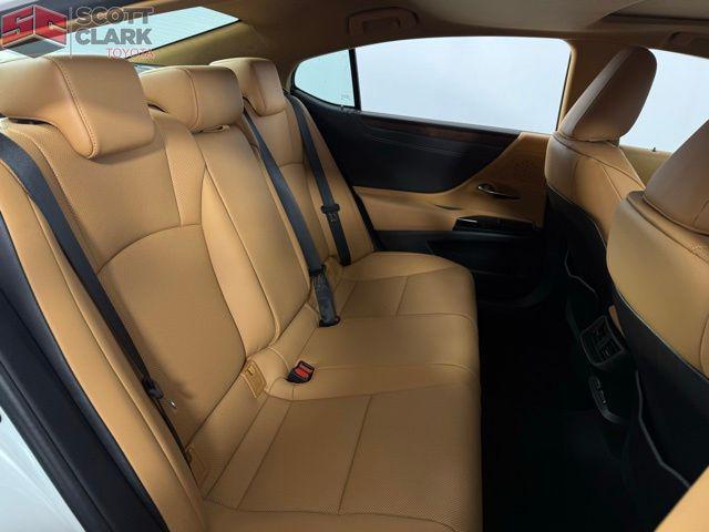 used 2024 Lexus ES 350 car, priced at $42,029