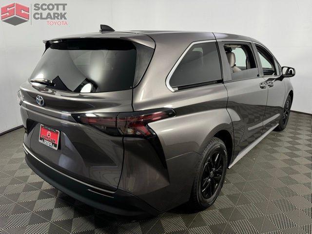 used 2023 Toyota Sienna car, priced at $37,017