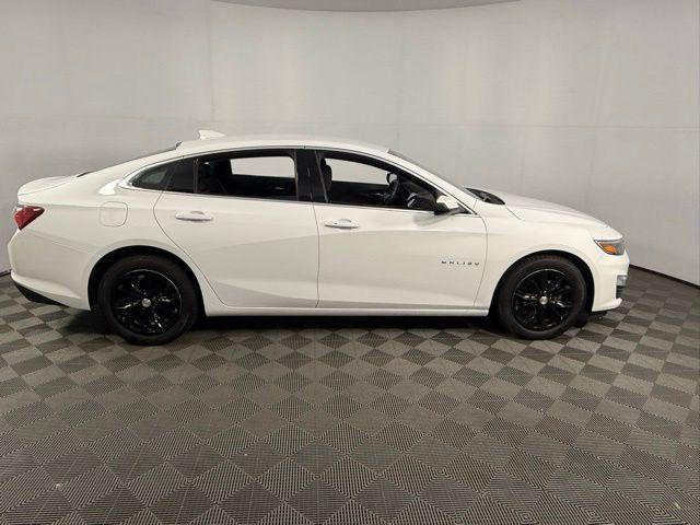 used 2022 Chevrolet Malibu car, priced at $18,386