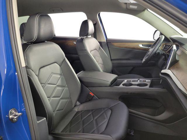 used 2025 Volkswagen Atlas car, priced at $35,911