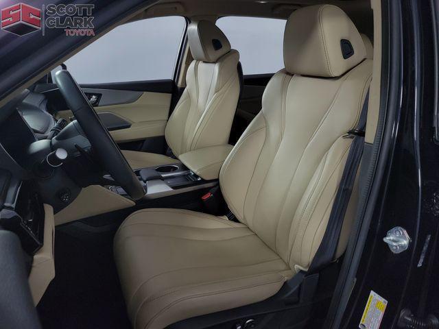 used 2024 Acura MDX car, priced at $40,797