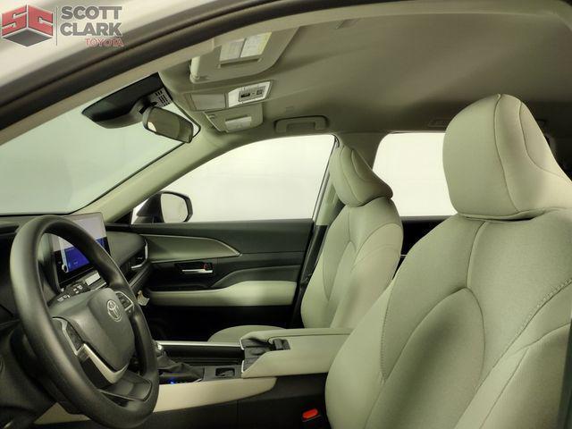 new 2025 Toyota Highlander car, priced at $47,261