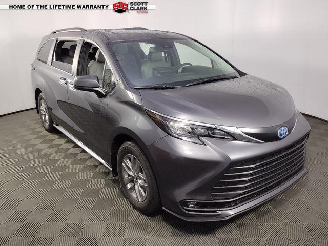 new 2025 Toyota Sienna car, priced at $50,366