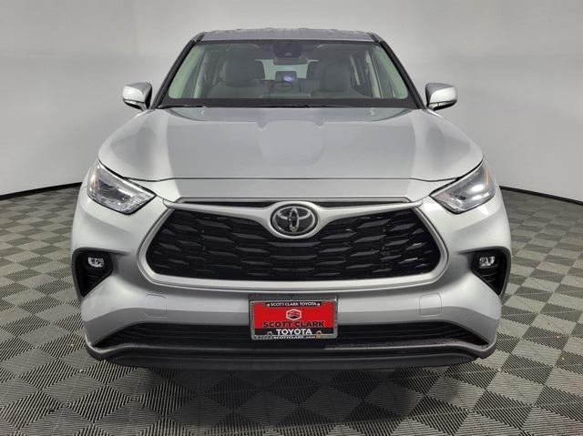 used 2024 Toyota Highlander car, priced at $40,228