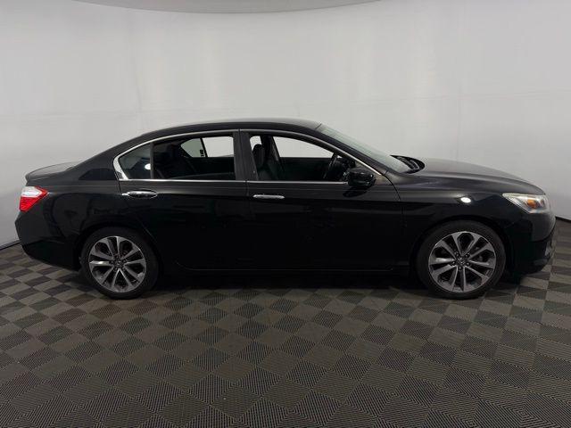 used 2015 Honda Accord car, priced at $14,017