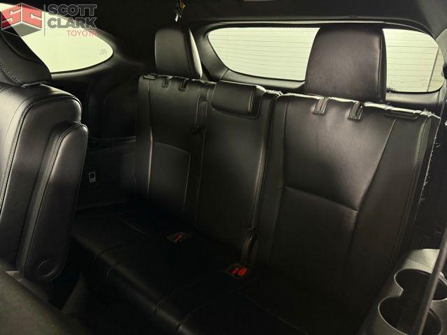 used 2022 Toyota Highlander car, priced at $42,400