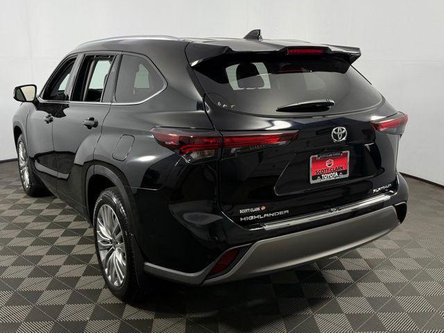 used 2024 Toyota Highlander car, priced at $48,800