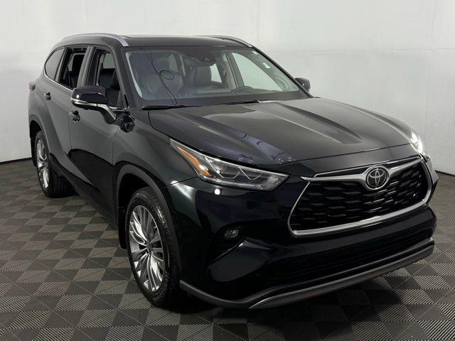 used 2024 Toyota Highlander car, priced at $48,800