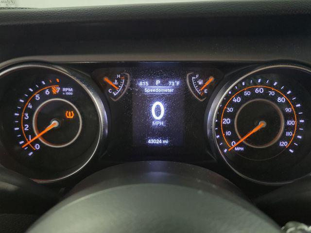 used 2023 Jeep Gladiator car, priced at $33,223