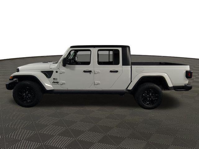 used 2023 Jeep Gladiator car, priced at $33,223