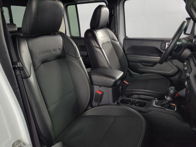 used 2023 Jeep Gladiator car, priced at $33,223