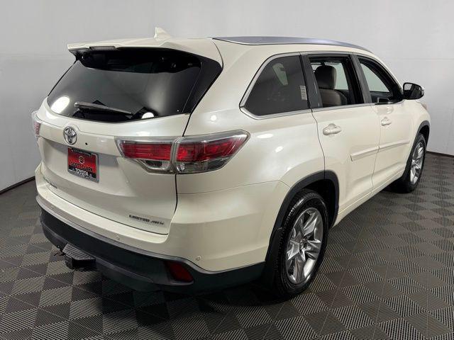 used 2015 Toyota Highlander car, priced at $20,474