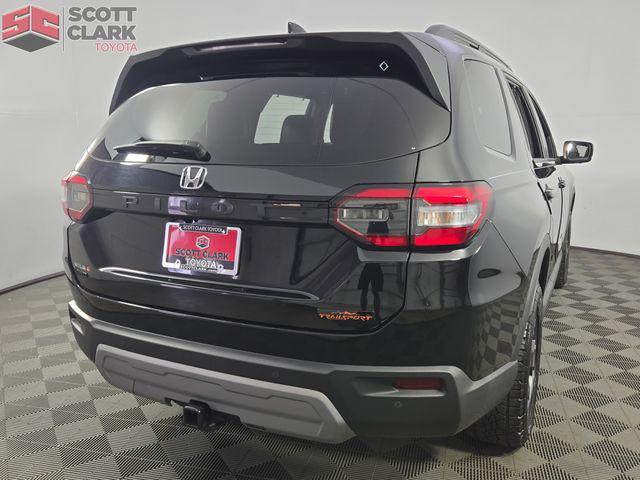 used 2024 Honda Pilot car, priced at $42,214