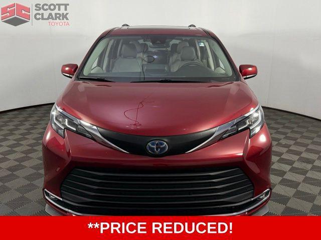 used 2021 Toyota Sienna car, priced at $34,101