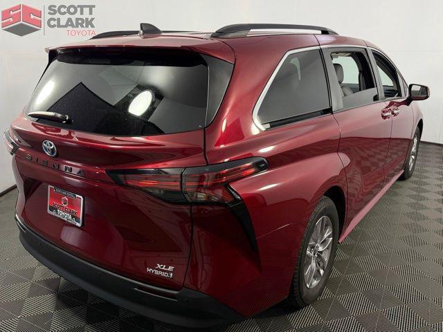 used 2021 Toyota Sienna car, priced at $34,101