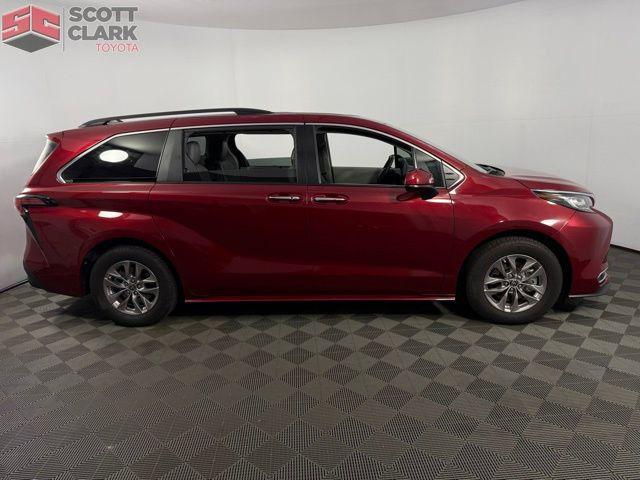 used 2021 Toyota Sienna car, priced at $34,101
