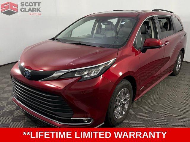 used 2021 Toyota Sienna car, priced at $34,101