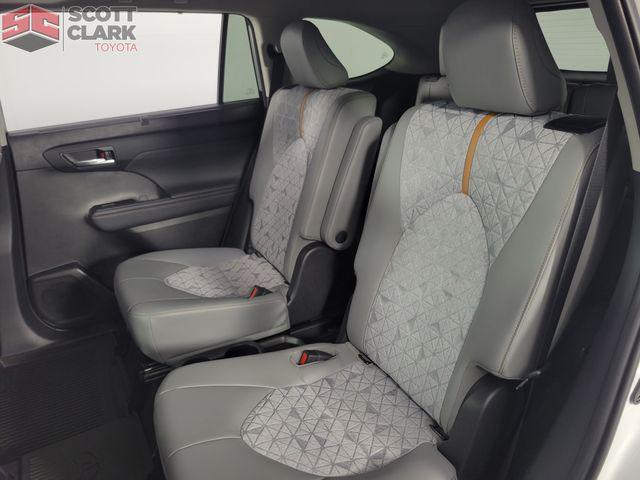 used 2023 Toyota Highlander Hybrid car, priced at $38,934
