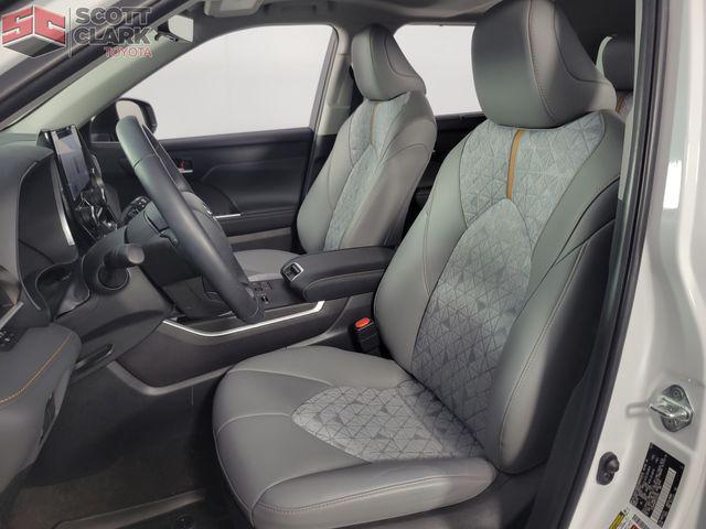 used 2023 Toyota Highlander Hybrid car, priced at $38,934