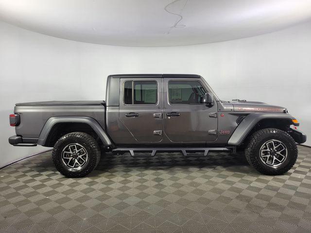 used 2025 Jeep Gladiator car, priced at $45,631