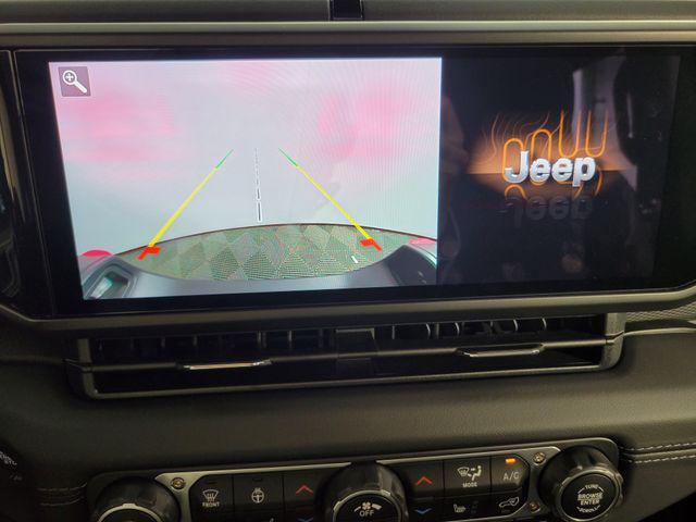 used 2025 Jeep Gladiator car, priced at $45,631