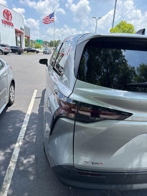 used 2023 Toyota Sienna car, priced at $36,320