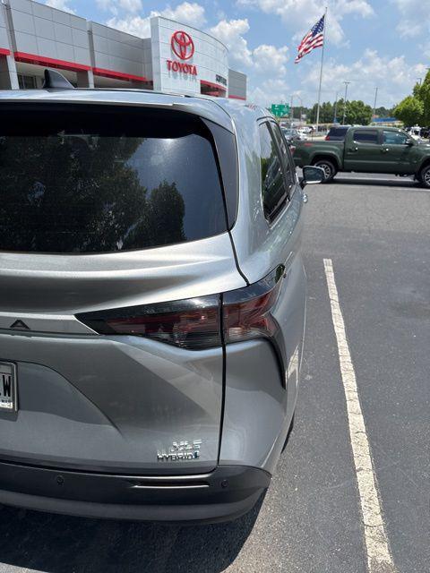 used 2023 Toyota Sienna car, priced at $36,320