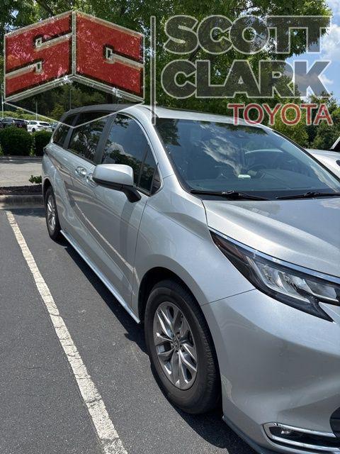 used 2023 Toyota Sienna car, priced at $36,320