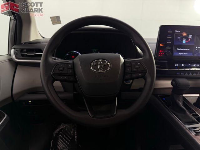 used 2024 Toyota Sienna car, priced at $40,732