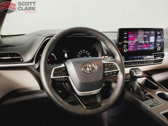 used 2023 Toyota Sienna car, priced at $37,144